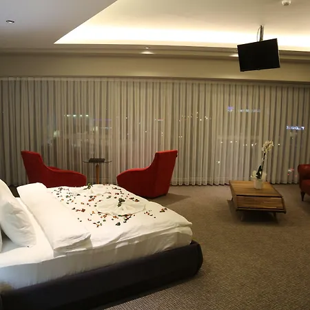 Hotel City İnegöl 3*