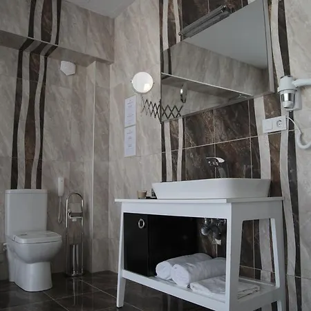 Hotel City Inegoel 3* Инегель