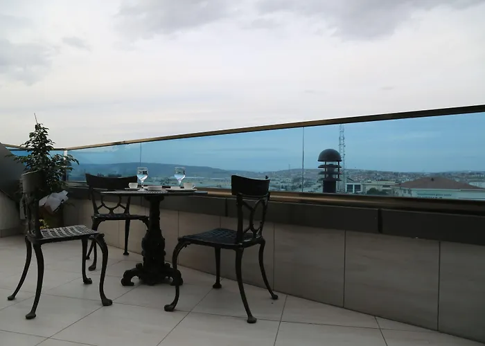 酒店 Hotel City Inegoel 3*