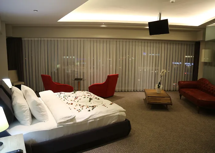 Hotel City Inegoel 3*